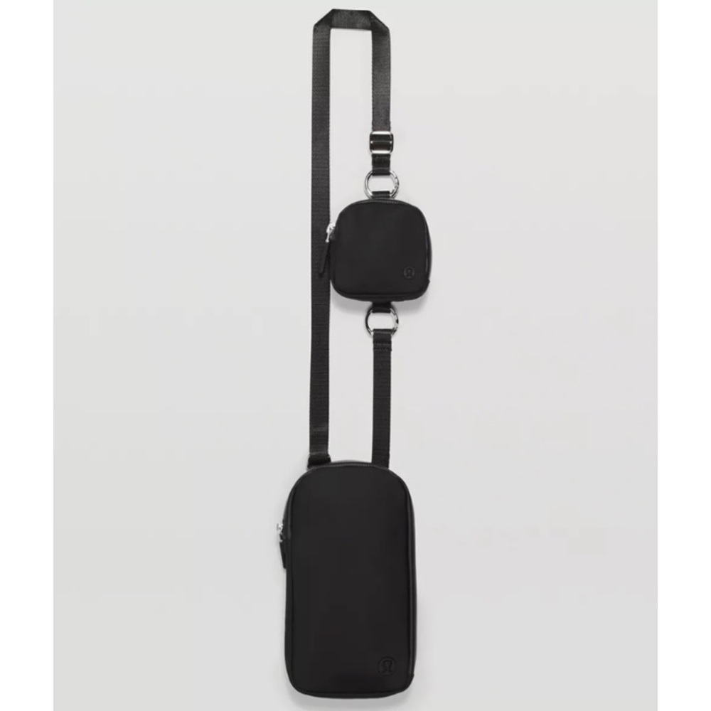 NEW without tag Lululemon Modular Phone Crossbody Bag In black